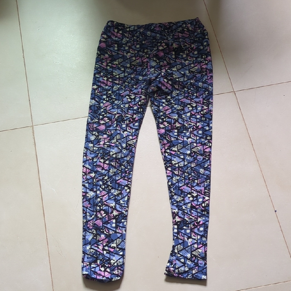 Geometric Patterned Leggings
